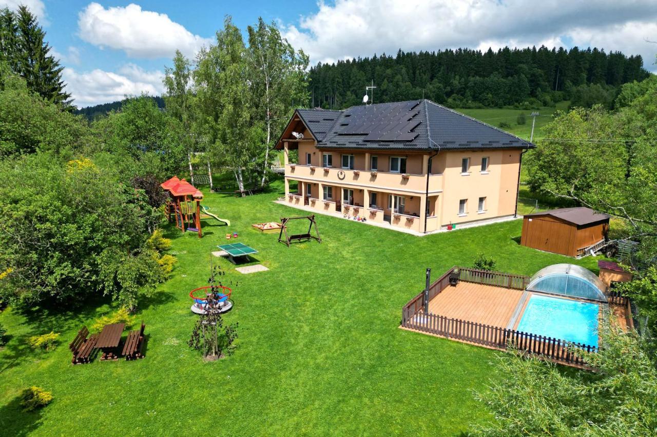 Apartments Nad Rybniky Horní Planá Екстериор снимка